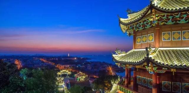 旅游攻略美食图片